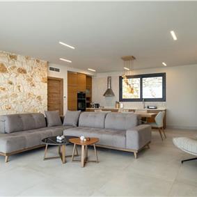 3 bedroom villa with pool & seaview, near Acharavi, sleeps 6